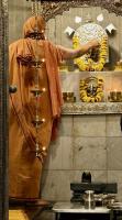 Shrimad Vamanashram Sannidhih 